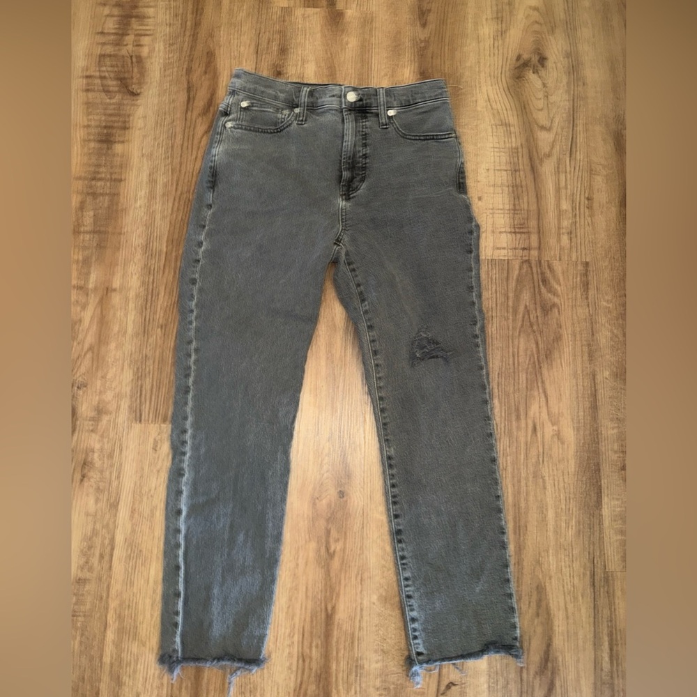 Madewell The Perfect Vintage Jeans Size 26 Gray Distressed Raw Hem Stretch